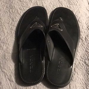 Prada 42 black leather sandal thongs